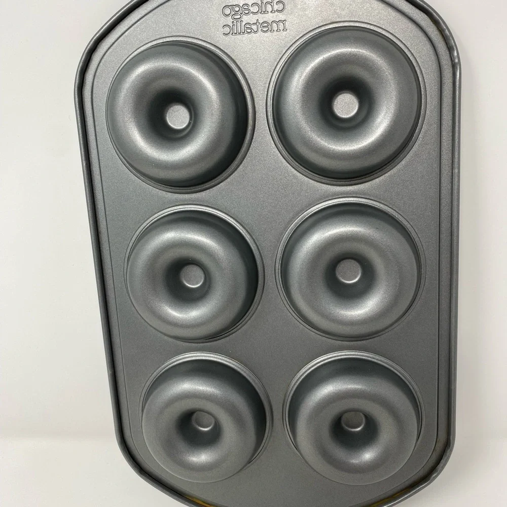 Chicago Metallic Non-Stick Donut Pan